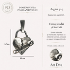 Pandantiv „Inimă petecită” din argint 925 cu ac de siguranță – simbol al durerii trăite și al urmelor emoționale, bijuterie sculpturală oxidată în stil boho și rustic | Art Diva