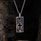 Pandantiv placă cu cruce decupată din argint 925 oxidat, bijuterie handmade minimalistă pentru bărbați, Art Diva