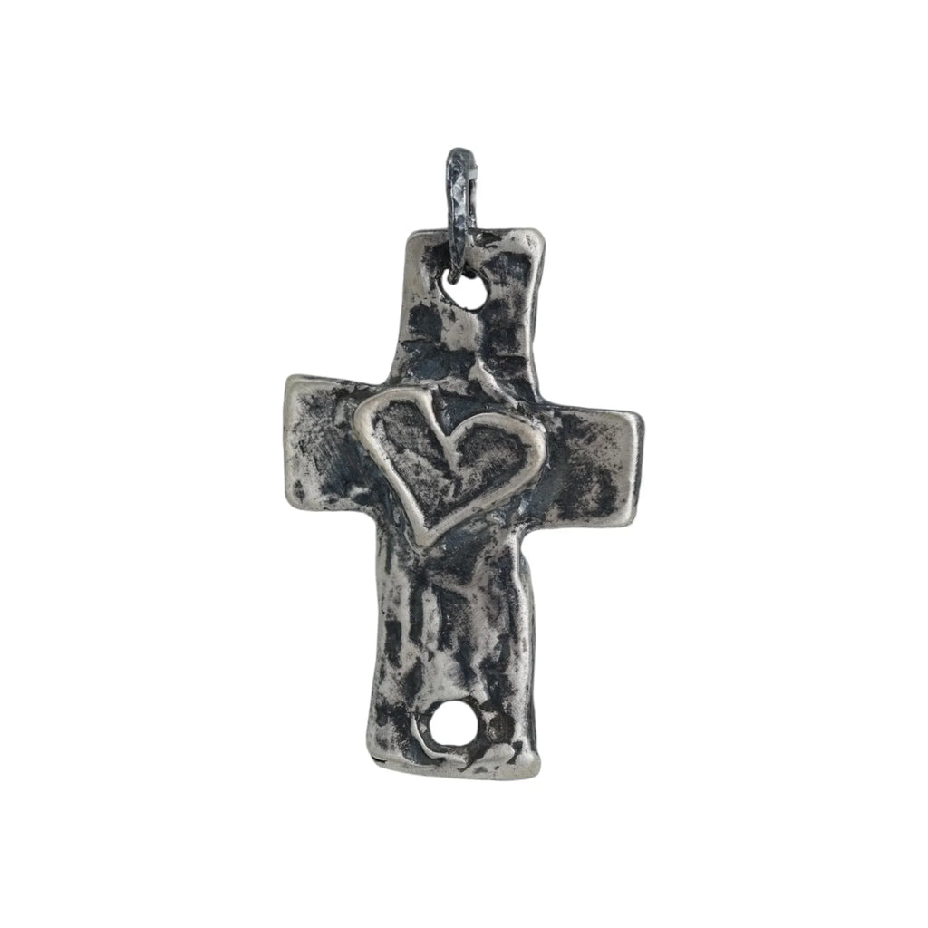 Pandantiv „Cruce mare și masivă pentru bărbați cu inimă” din argint 925 – talisman pentru forță, credință și protecție | Bijuterie boho, rustică și sculpturală | Art Diva