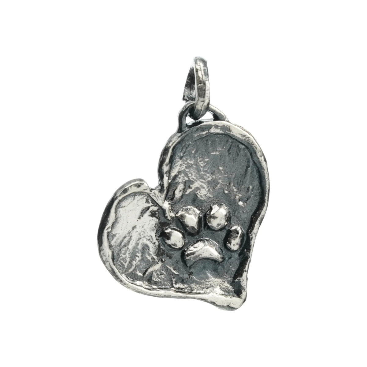 Pandantiv Inimă cu Lăbuță din argint 925 – talisman pentru loialitate și iubirea de animale, bijuterie în stil boho și rustic pentru iubitorii de câini și pisici | Art Diva