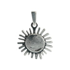 Pandantiv „Rază de soare” din argint 925 oxidat – talisman pentru căldură, lumină și speranță, bijuterie sculpturală realizată manual în stil boho și rustic | Art Diva