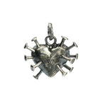 Pandantiv „Inimă cu cuie” din argint 925 – simbol al durerii, forței și iubirii trăite, bijuterie sculpturală în stil boho și rustic | Art Diva