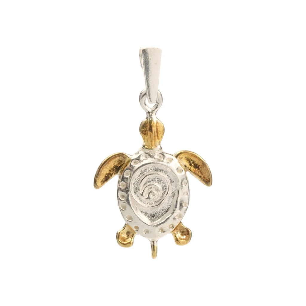 Pandantiv „Broască țestoasă” handmade din argint 925 cu accente aurii – talisman pentru liniște, reziliență și longevitate, bijuterie sculpturală în stil boho și rustic | Art Diva