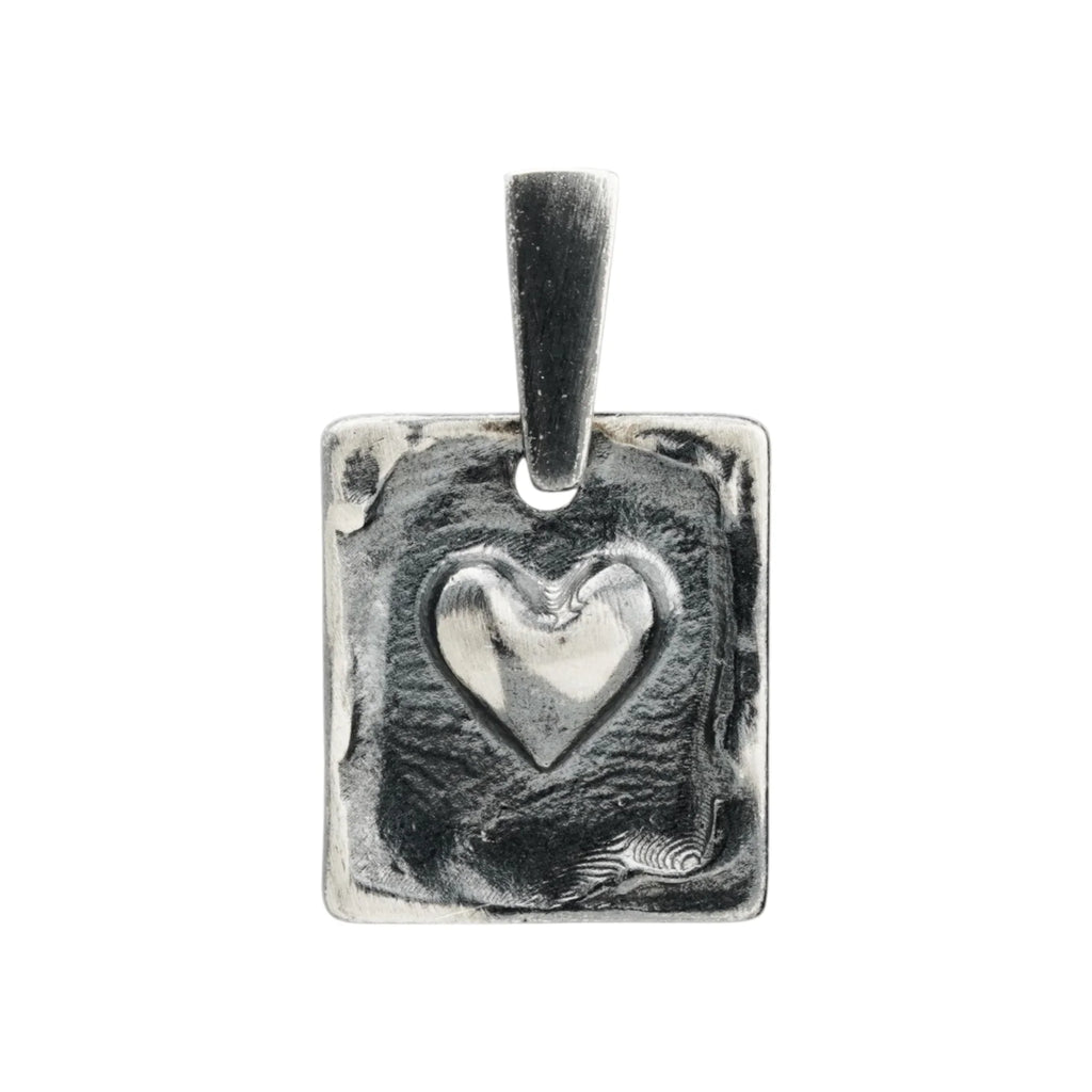 Pandantiv „Inimă” din argint 925, realizat manual – talisman pentru iubire și protecție în stil boho și rustic | Art Diva