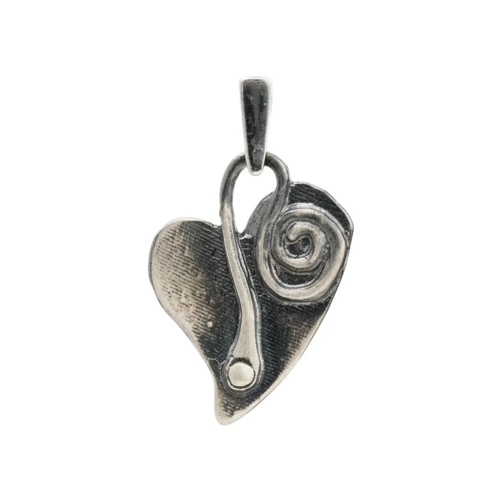 Pandantiv „Inimă și spirală” din argint 925 – talisman pentru iubire și un nou început, bijuterie sculpturală în stil boho și rustic | Art Diva
