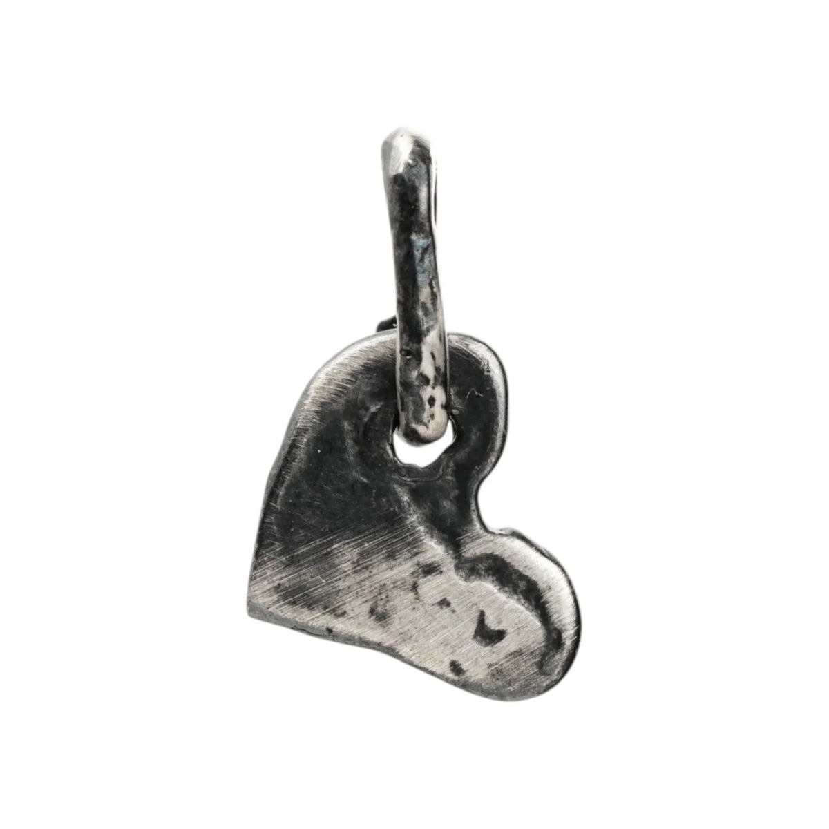 Pandantiv Inimă din argint 925 – talisman al iubirii, bijuterie sculpturală realizată manual în stil boho, cu aspect rustic | Art Diva