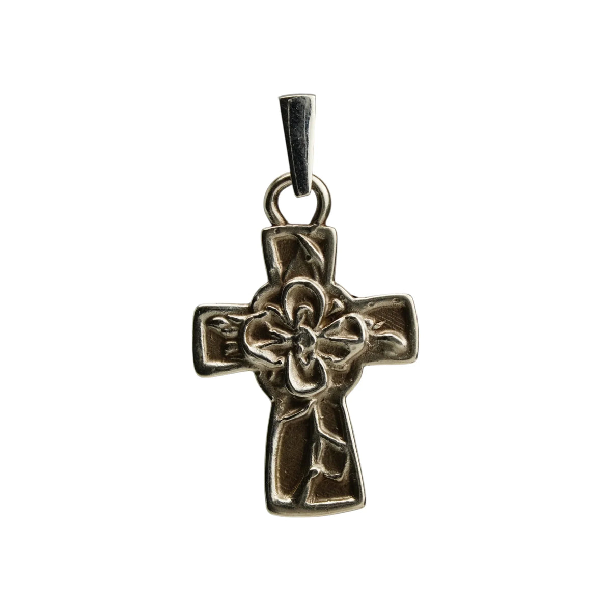 Pandantiv „Cruce cu floare” din argint 925 – talisman handmade pentru credință și speranță, bijuterie sculpturală în stil boho și rustic | Art Diva