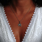 Pandantiv „Elefănțel” din argint 925 – talisman pentru noroc, înțelepciune și protecție, bijuterie sculpturală oxidată în stil boho și rustic | Art Diva
