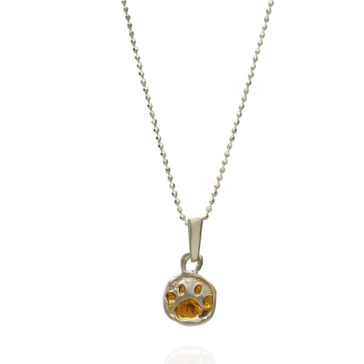 Pandantiv „Lăbuță” din argint 925 cu accente aurii – talisman boho handmade pentru dragostea față de animale, cadou pentru iubitorii de câini sau pisici | Art Diva