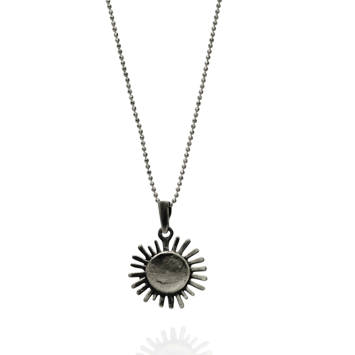 Pandantiv „Rază de soare” din argint 925 oxidat – talisman pentru căldură, lumină și speranță, bijuterie sculpturală realizată manual în stil boho și rustic | Art Diva