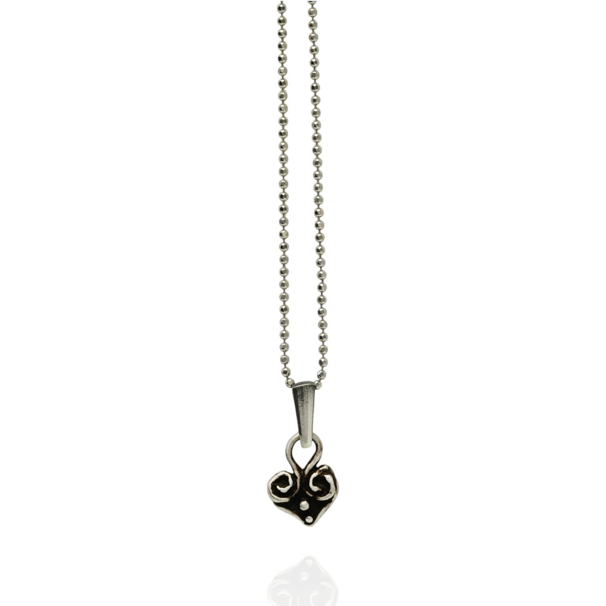 Pandantiv Inimă din argint 925 – talisman al iubirii realizat manual, bijuterie sculpturală în stil boho, cadou ideal pentru mamă, fiică sau prietenă | Art Diva