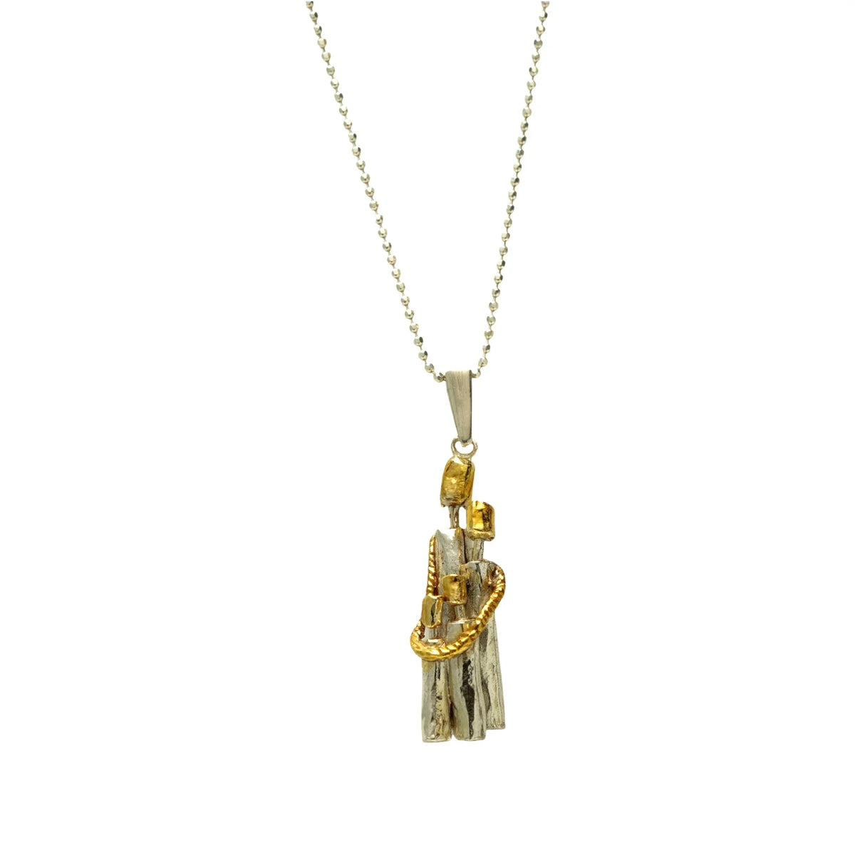 Pandantiv „Unitatea familiei” din argint 925 cu accente aurii – talisman pentru unitate, iubire și protecția familiei, bijuterie sculpturală handmade în stil boho și rustic | Art Diva