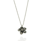 Pandantiv „Floare de vișin” din argint 925, realizat manual – talisman pentru iubire, nou început și armonie, bijuterie sculpturală în stil boho și rustic | Art Diva