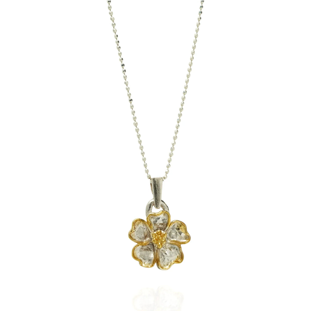 Pandantiv „Floare de cireș” din argint 925 cu accente aurii – talisman pentru primăvară și nou început, bijuterie sculpturală handmade în stil boho și rustic | Art Diva