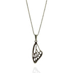 Pandantiv Aripă de fluture din argint 925 – talisman realizat manual pentru libertate și transformare, bijuterie sculpturală în stil boho și rustic | Art Diva