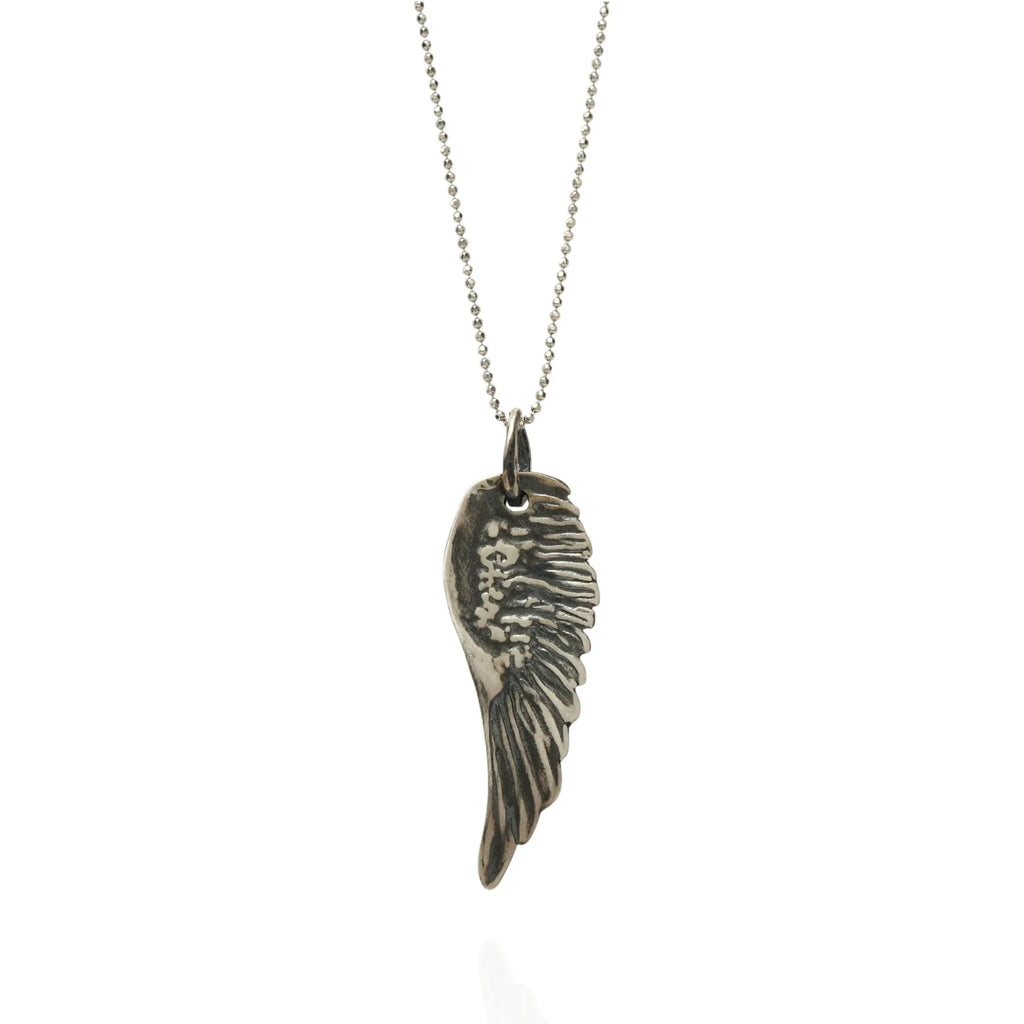 Pandantiv Aripă de Înger din argint 925 – talisman de protecție, bijuterie sculpturală handmade în stil boho, cadou pentru mamă, fiică sau prietenă | Art Diva