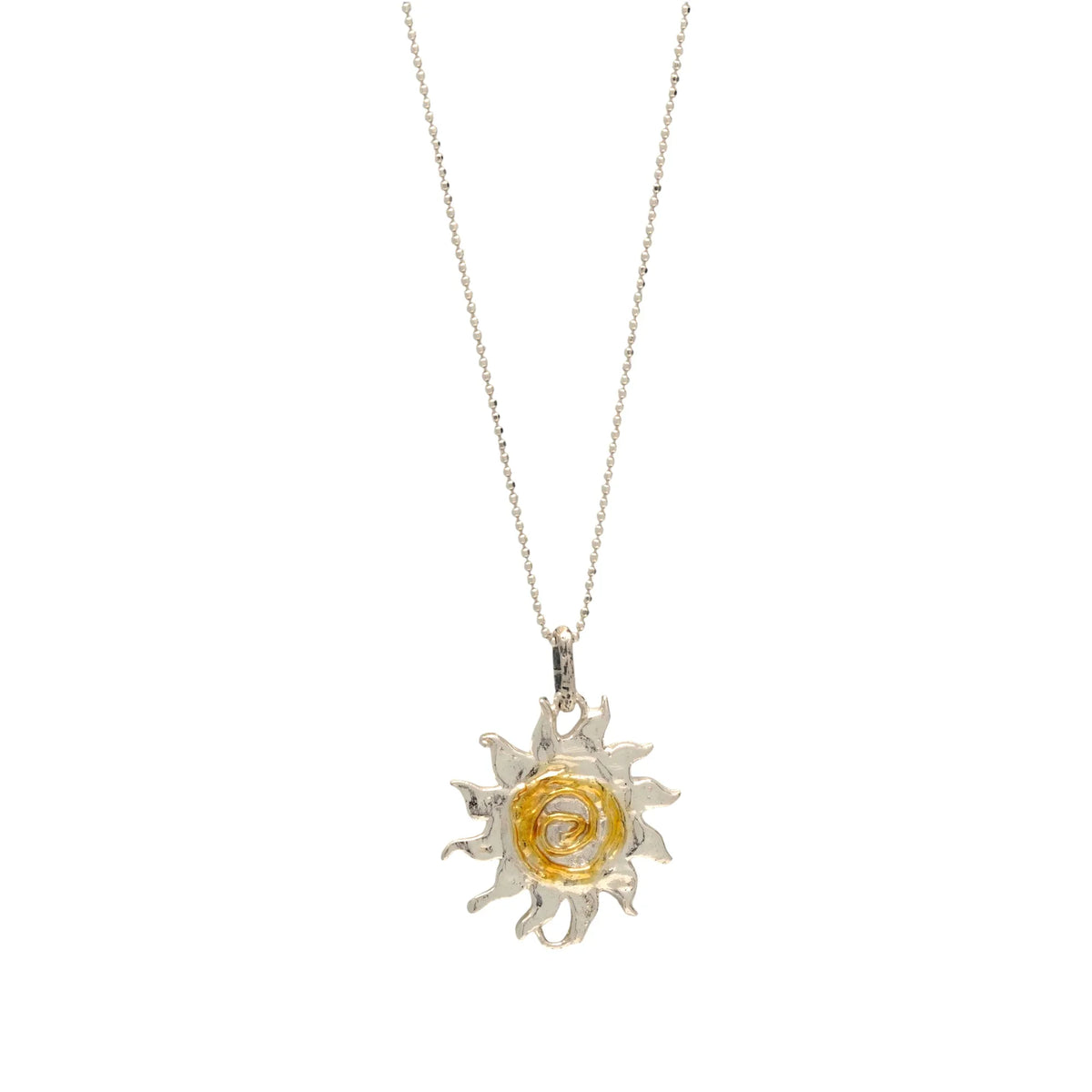 Pandantiv „Soare în spirală” din argint 925 – talisman pentru energie, lumină și forță interioară, bijuterie sculpturală handmade în stil boho și rustic, potrivit pentru lanț sau brățară | Art Diva