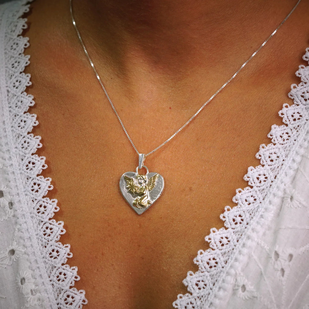 Pandantiv „Înger Ceresc cu Stea” din argint 925 – talisman handmade pentru iubire și protecție spirituală, bijuterie sculpturală în stil boho și rustic | Art Diva