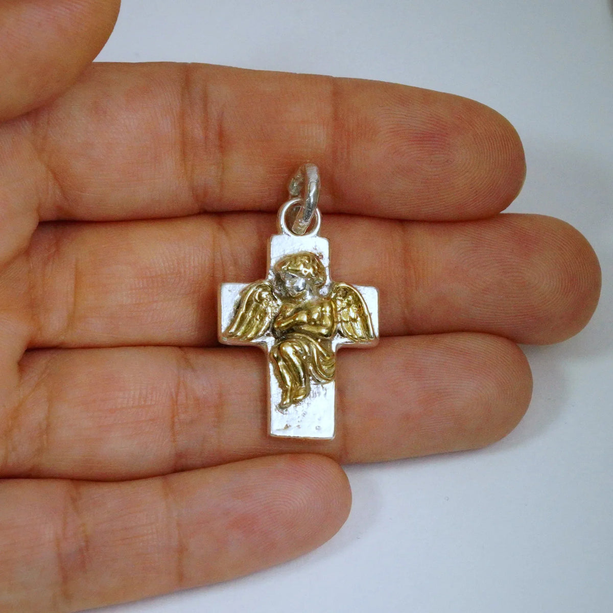 Pandantiv „Îmbrățișarea Îngerului” din argint 925 – talisman handmade pentru iubire și protecție, bijuterie sculpturală în stil boho și rustic | Art Diva