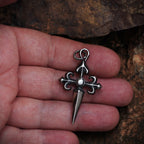 Pandantiv „Cruce Ornamentală Mare” pentru bărbați din argint 925 – design artistic, simbol al forței spirituale și al protecției | Art Diva