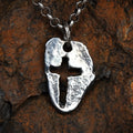 Pandantiv cruce masivă pentru bărbați din argint 925 oxidat – talisman pentru forță și protecție, handmade, Art Diva
