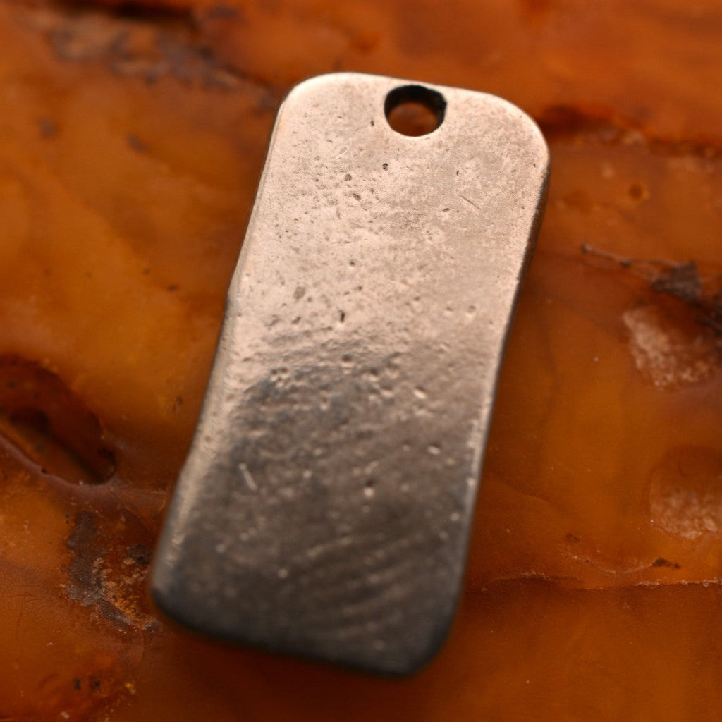 Pandantiv „Pereche de păsări” din argint 925 – talisman pentru iubire, tandrețe și armonie, bijuterie sculpturală oxidată în stil boho și rustic | Art Diva