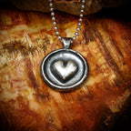Pandantiv „Inimă” din argint 925, realizat manual – talisman pentru iubire și protecție, bijuterie sculpturală în stil boho și rustic | Art Diva