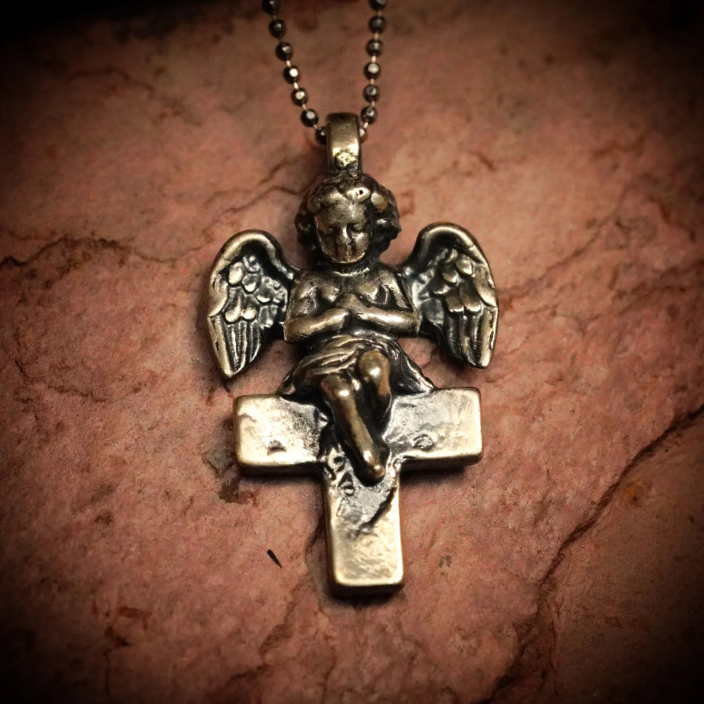 Pandantiv înger și cruce din argint 925 oxidat, talisman handmade de protecție pentru bărbați în stil boho, Art Diva