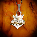 Pandantiv „Sfânta Inimă” din argint 925 – talisman creștin pentru credință, speranță și protecție, bijuterie sculpturală realizată manual în stil boho și rustic | Art Diva