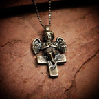 Pandantiv „Înger pe Cruce” din argint 925 – talisman handmade pentru protecție și lumină, bijuterie sculpturală în stil boho și rustic | Art Diva