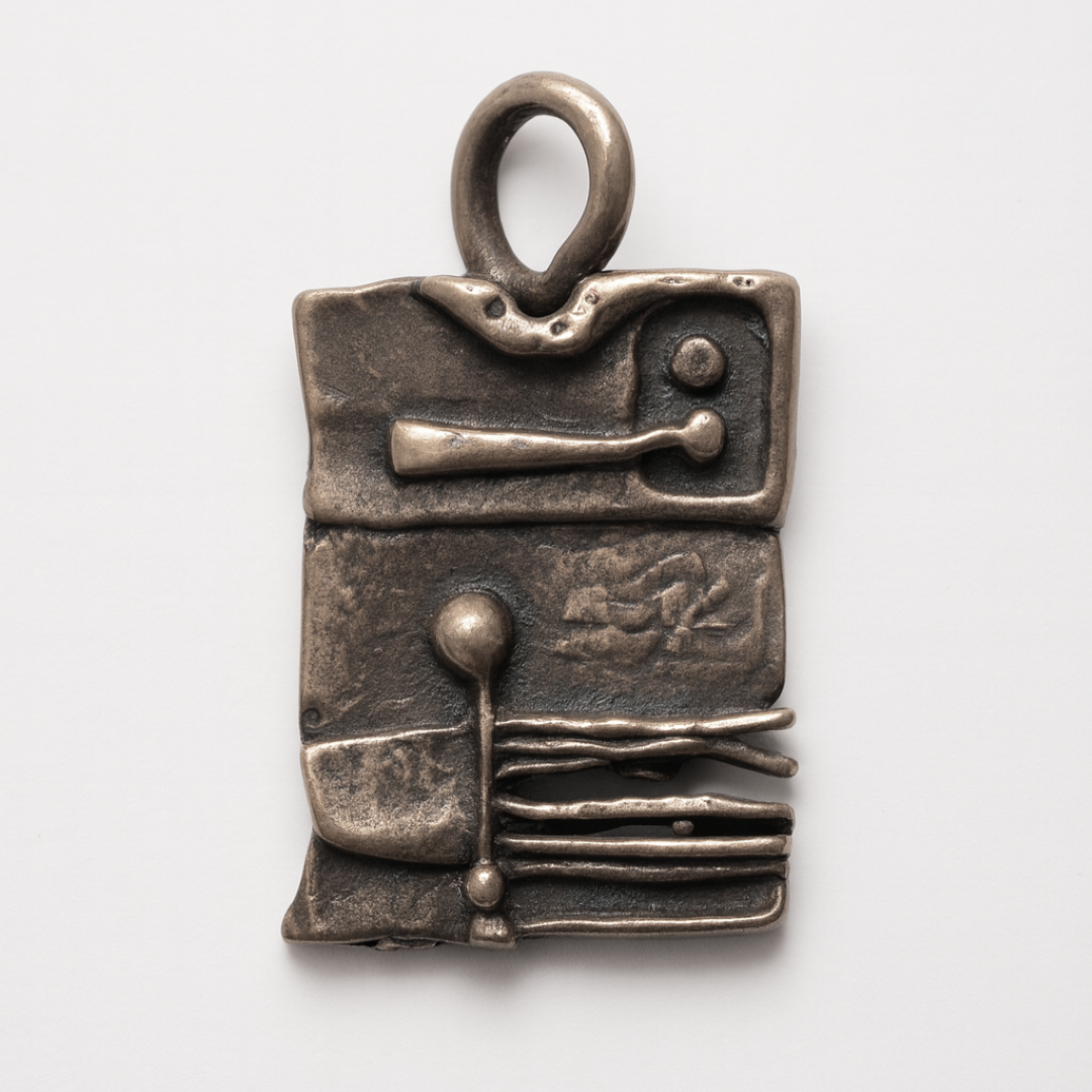 Pandantiv „Abstracție arhitecturală” din argint 925 – bijuterie sculpturală handmade în stil boho și rustic | Art Diva