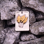 Pandantiv „Trei Frunze” din argint 925 cu accente aurii – bijuterie sculpturală în stil boho și rustic | Art Diva