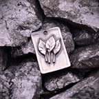 Pandantiv „Trei Frunze” din argint 925 – bijuterie sculpturală oxidată în stil boho și rustic | Art Diva