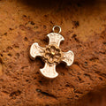 Pandantiv cruce cu floare aurită din argint 925 oxidat, design artistic în relief boho rustic, Art Diva