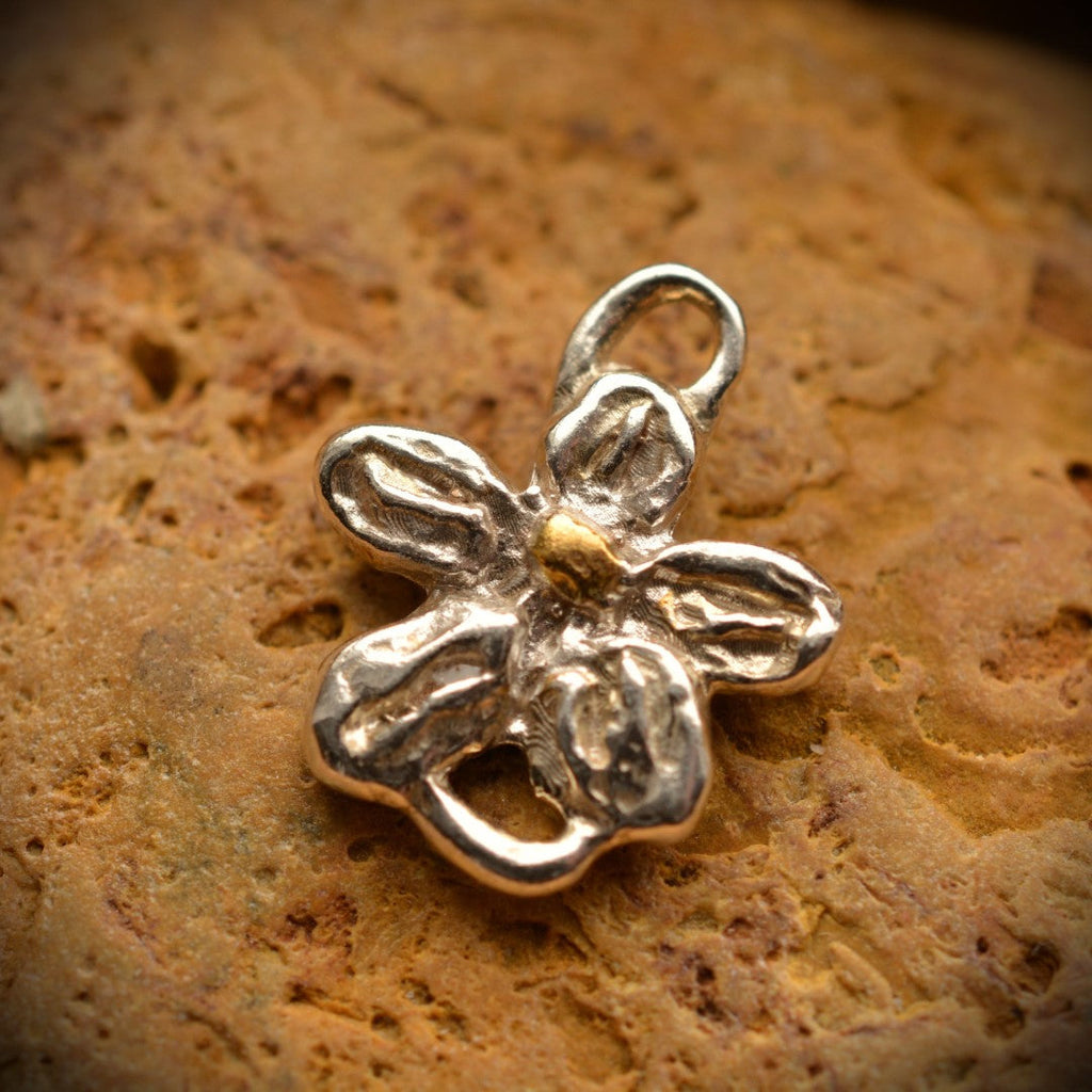 Pandantiv floare din argint 925 – talisman boho pentru armonie | Art Diva