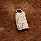 Pandantiv „LOVE” din argint 925 – talisman sculptural al iubirii, bijuterie simbolică realizată manual în stil boho, cadou ideal pentru mamă, fiică sau prietenă | Art Diva