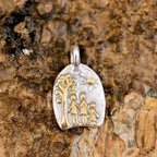 Pandantiv „Familia” din argint 925 cu accente aurii – talisman pentru iubire, unitate și protecție | Art Diva