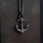 Pandantiv ancoră pentru bărbați din argint 925 – talisman al forței și stabilității, oxidat, handmade, Art Diva